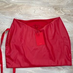 Bonbon mini skirt in color cinnamon syrup such a pretty color more like a red
